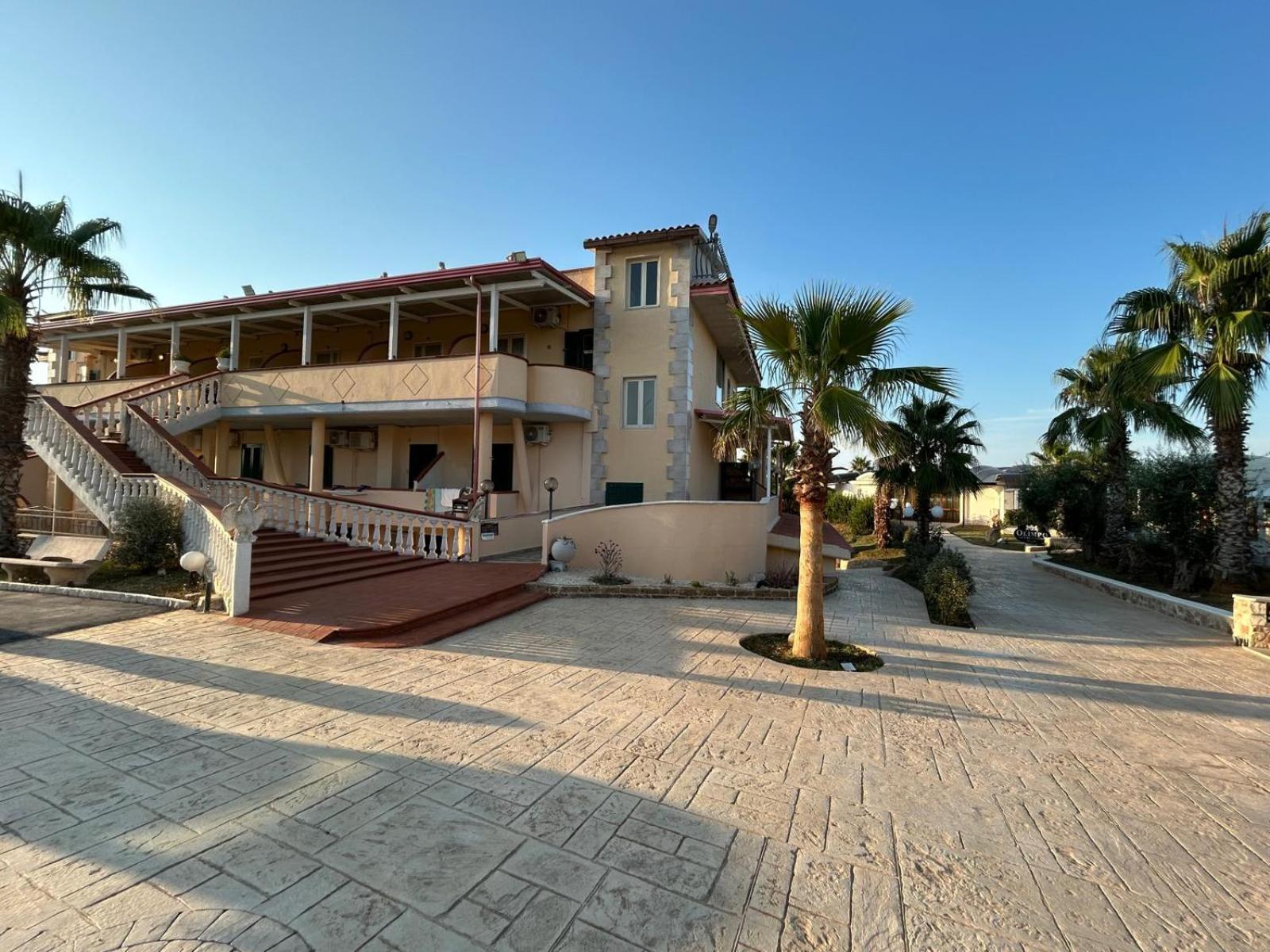 Residence Parco Del Sole Роди-Гарганико Экстерьер фото